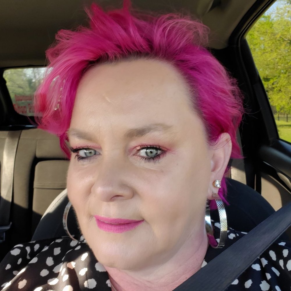 Meet your Posher, Teresa